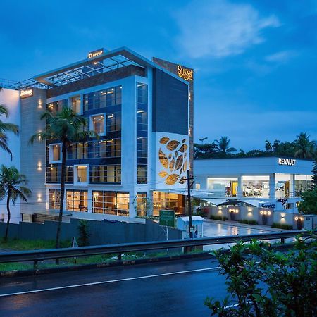Sugar Business Hotel Kochi Exterior foto
