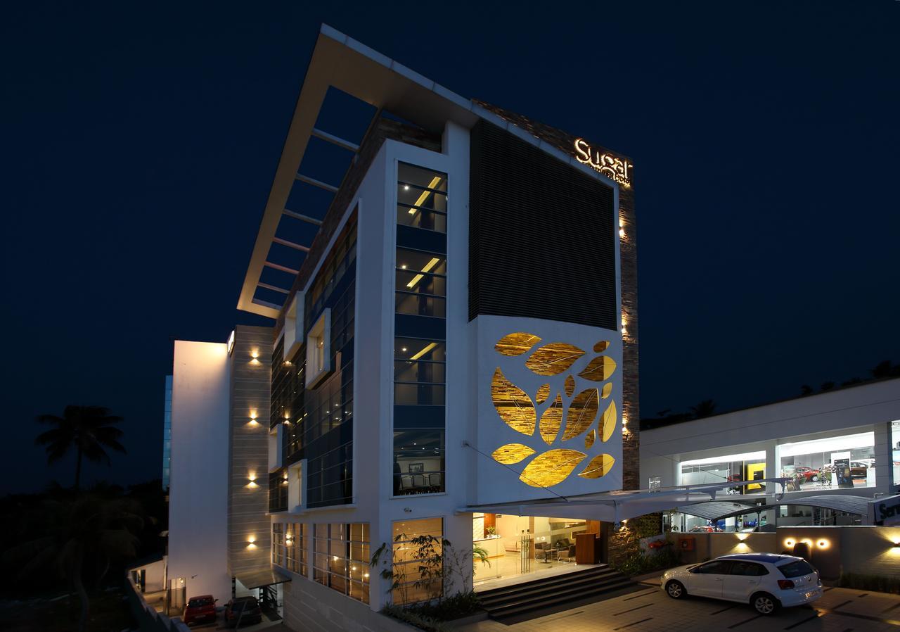 Sugar Business Hotel Kochi Exterior foto
